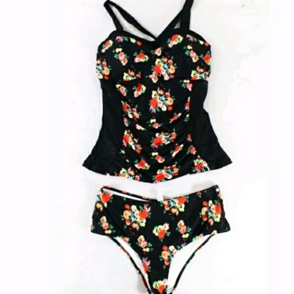 NWT PZZ BEACH Top and bottom swim PLUS 2 pc set - Picture 1 of 4